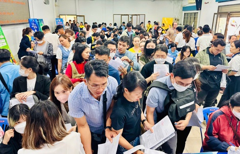 Nhiều thuận lợi đối với người hưởng trợ cấp thất nghiệp