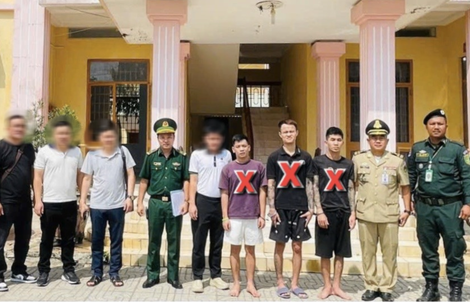 Cảnh sát hình sự đặc nhiệm bắt 3 đối tượng truy nã tại cửa khẩu Mộc Bài