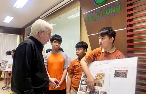 VWS đón học sinh Trường Quốc tế Nam Mỹ tham quan mô hình xử lý rác