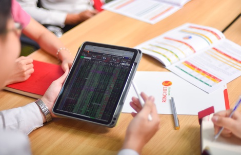 Chứng khoán Rồng Việt hai năm liền đạt doanh thu hơn 1.000 tỉ đồng, lãi năm 2025 trên 350 tỉ đồng