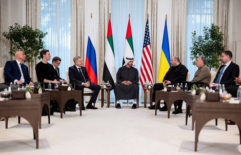 Nga tiếp tục yêu cầu Ukraine rời Donbas, "không ai đóng sầm cửa" trong đàm phán 3 bên