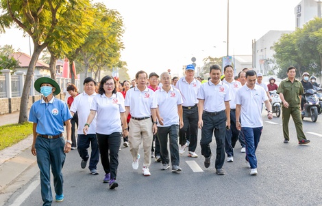 TPHCM: Phường Tăng Nhơn Phú đi bộ đồng hành, gây quỹ hơn 3,2 tỉ đồng chăm lo Tết