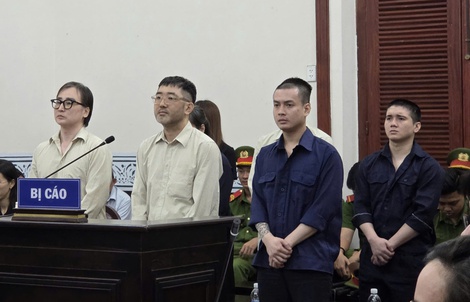 Bí mật gây sốc ở nhà hàng phục vụ khách Hàn tại TPHCM