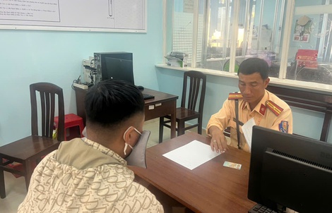 CSGT tỉnh Đồng Tháp triệu tập tài xế hãng xe Hùng Hiếu 