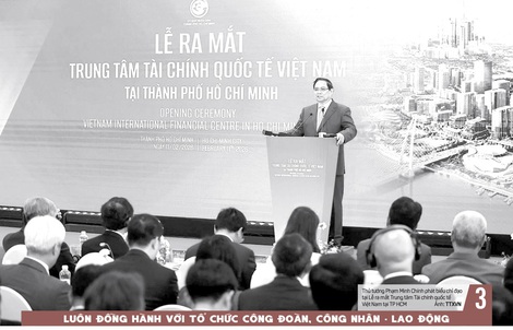 Báo in ngày 12-2: Siết trách nhiệm hãng bay để hạn chế chậm, trễ chuyến