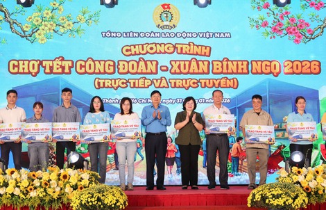 Chợ Tết Công đoàn trực tuyến phục vụ 215.000 lượt công nhân lao động mua sắm trị giá gần 110 tỉ đồng