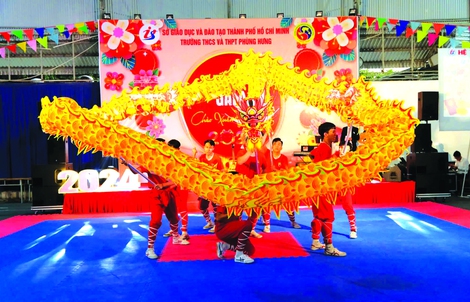 Bên trong ngôi trường “kỷ luật thép”