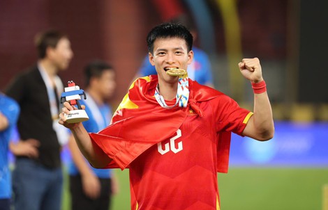 Nguyễn Thanh Nhàn - "Lộc xuân" trên hàng công tuyển Việt Nam