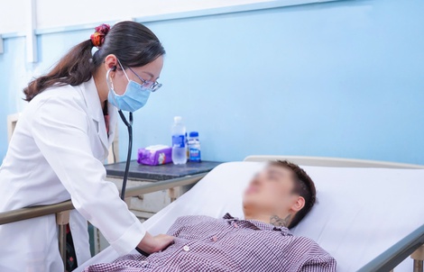 Ngộ độc thực phẩm, rượu bia ngày Tết: Đừng chủ quan!