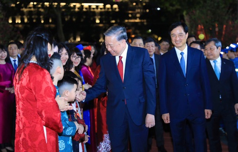 Tổng Bí thư Tô Lâm thăm, chúc Tết Đảng bộ, chính quyền và nhân dân Hà Nội