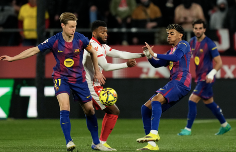 Gục ngã cay đắng ở derby Catalunya, Barcelona ôm hận với cuộc đua La Liga