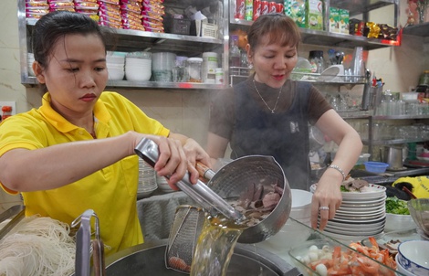 Tết về, thưởng thức đặc sản hủ tiếu Sa Đéc gây thương nhớ