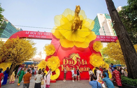 Check-in đầu xuân với Đại mã