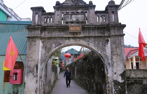 Làng cổ Đông Sơn - một trong 10 làng cổ đẹp nhất Việt Nam bên bờ sông Mã