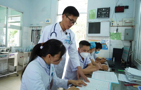 Bác sĩ trẻ với hành trình chọn nơi khó để gieo mầm hy vọng