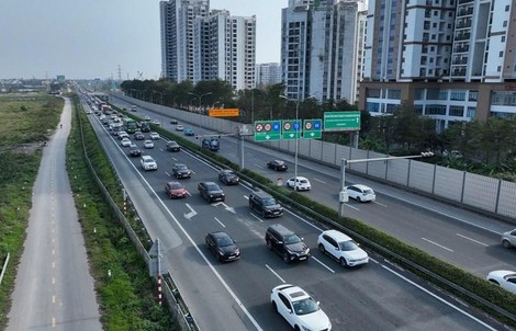 Hôm nay 22-2, dự kiến đóng cao tốc hướng ra khỏi Hà Nội và TPHCM nếu bị ùn tắc kéo dài