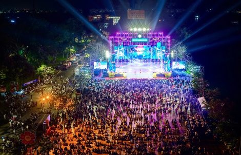 Du lịch Cần Thơ và Đồng Tháp "bùng nổ" 