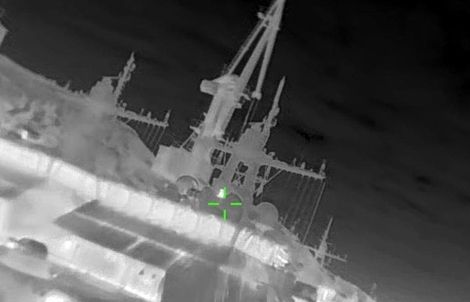 Ukraine siết trừng phạt "hạm đội bóng tối", dồn dập tấn công khí tài Nga