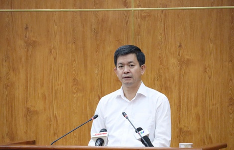 Bí thư Thành ủy Cần Thơ yêu cầu không để xảy ra tình trạng "ăn Tết kéo dài"