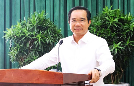 Chủ tịch UBND TPHCM yêu cầu mỗi cán bộ phải làm việc quyết liệt, trách nhiệm