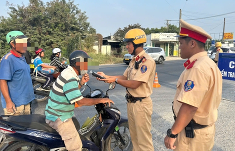 Tây Ninh và Đồng Tháp xử lý gần 1.100 "ma men" trong 9 ngày Tết