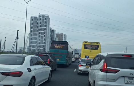 Làm gì để giảm ùn tắc giao thông?