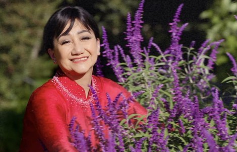 NSƯT Thanh Thanh Tâm về nước diễn live show "Tự tình quê hương"