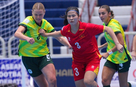 Tuyển futsal nữ Việt Nam ra quân không thuận lợi