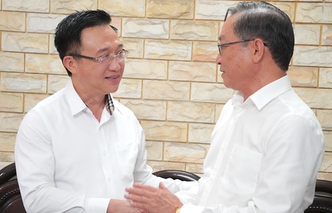 Lãnh đạo TPHCM tri ân các "cây cao bóng cả" ngành y tế