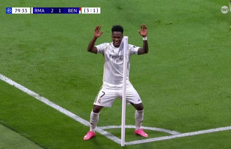 Real Madrid trả giá đắt cho tấm vé vòng 1/8 Champions League