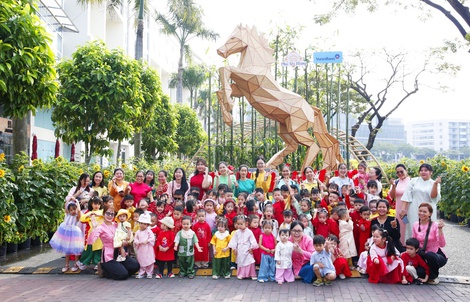 Hội hoa xuân Phú Mỹ Hưng đón hơn 950.000 lượt khách tham quan trong Tết Bính Ngọ 2026