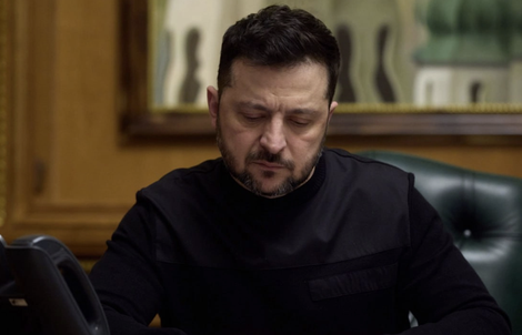 Tổng thống Ukraine nói gì khi điện đàm với ông Donald Trump?