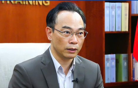 Ông Hoàng Minh Sơn làm quyền Bộ trưởng Bộ Giáo dục và Đào tạo