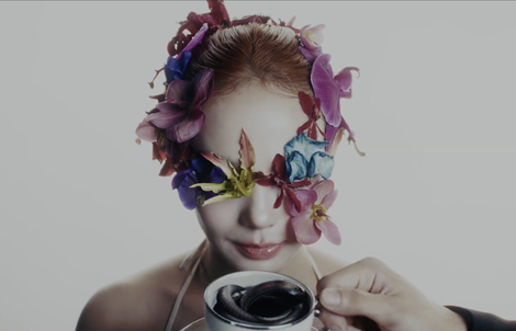 Minh Hằng bị trói treo ngược trên không trung, gây ám ảnh