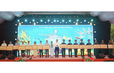 Chương trình Xuân biên giới đến với đồng bào, chiến sĩ tỉnh Đồng Nai