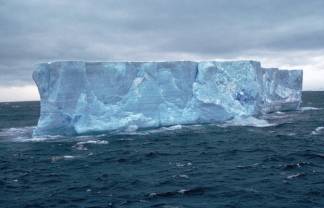 Công cụ AI giúp theo dõi băng trôi