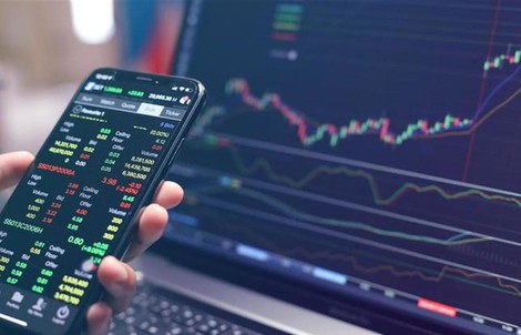 Sập bẫy đầu tư chứng khoán online, người phụ nữ mất hơn 3,9 tỉ đồng