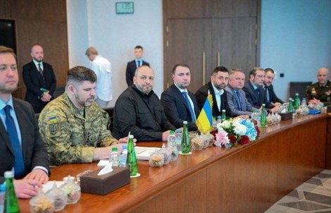 Ukraine tiết lộ kết quả cuộc đàm phán 3 bên với Nga - Mỹ