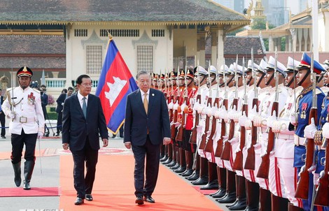 Lễ đón trọng thể Tổng Bí thư Tô Lâm thăm cấp Nhà nước tới Vương quốc Campuchia