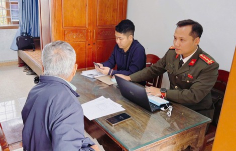 Đăng bài viết xuyên tạc, sai sự thật trên facebook, người đàn ông 76 tuổi ở Quảng Trị bị xử lý 