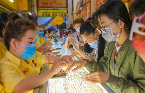 Cuối ngày 6-2, giá vàng miếng SJC, vàng nhẫn đồng loạt tăng