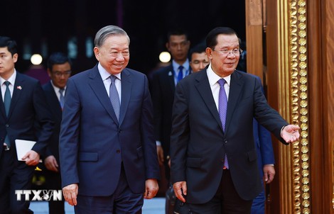 Quốc yến chào mừng Tổng Bí thư Tô Lâm và đoàn đại biểu cấp cao Việt Nam thăm Campuchia