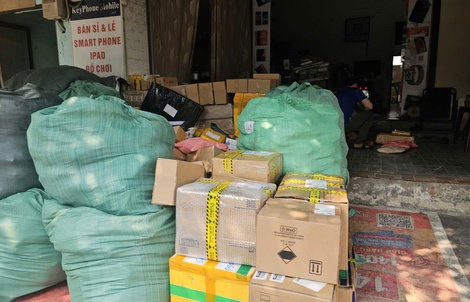 Những lưu ý quan trọng khi mua hàng online, gửi chuyển phát nhanh dịp cận Tết