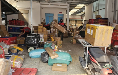 Thấp thỏm mua - bán hàng online dịp Tết