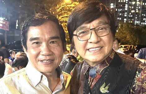 Nghệ sĩ "Vầng trăng cổ nhạc" vui mừng gặp lại nhạc sĩ Kiều Tấn