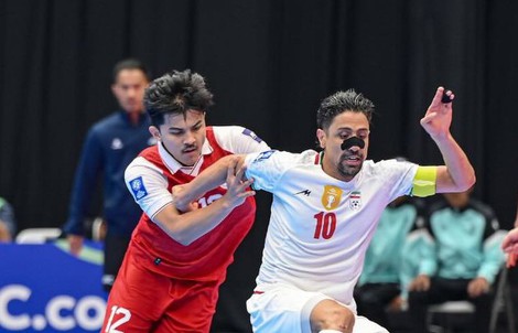 Bị Iran cầm hòa 5-5, Indonesia thất bại vì hành động lạ của trọng tài ở loạt luân lưu