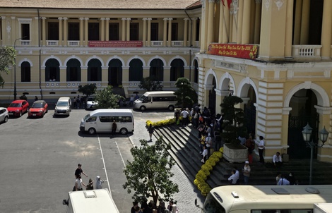 Đầu độc giống nòi từ sự đánh tráo lương tâm