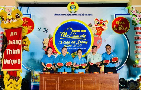 400 đoàn viên – lao động khó khăn sum vầy đón Tết cùng Công đoàn TPHCM