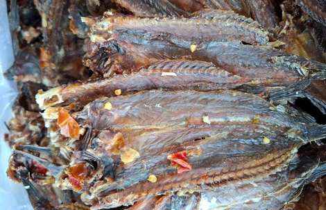 Cận Tết, khô cá "biết leo cây" có giá 600.000 đồng/kg