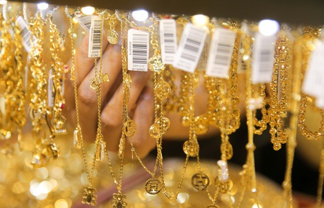 Giá vàng hôm nay 9-2: Vàng, bạc đều tăng vọt